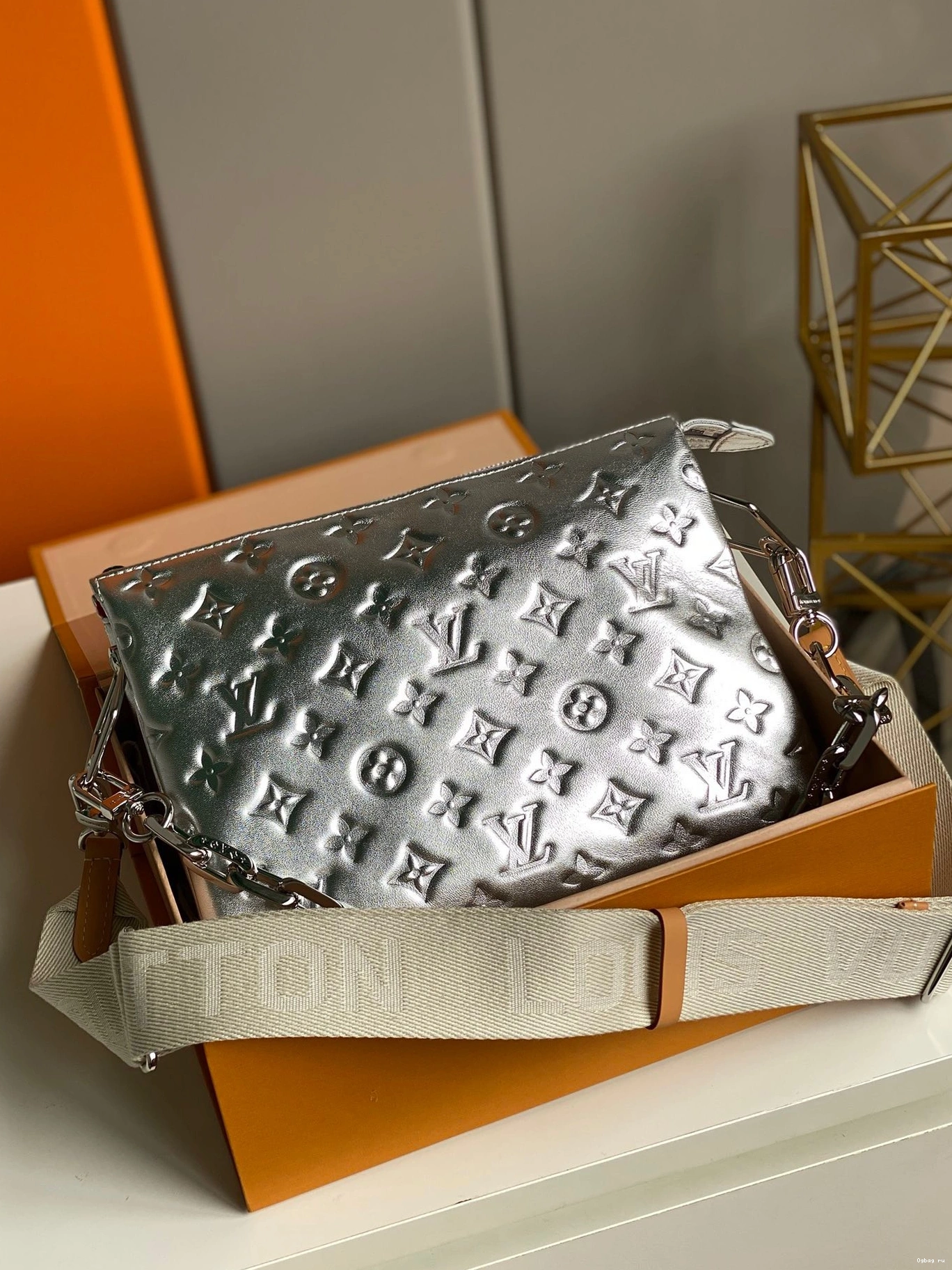 PM LOUIS VUITTON COUSSIN 0729